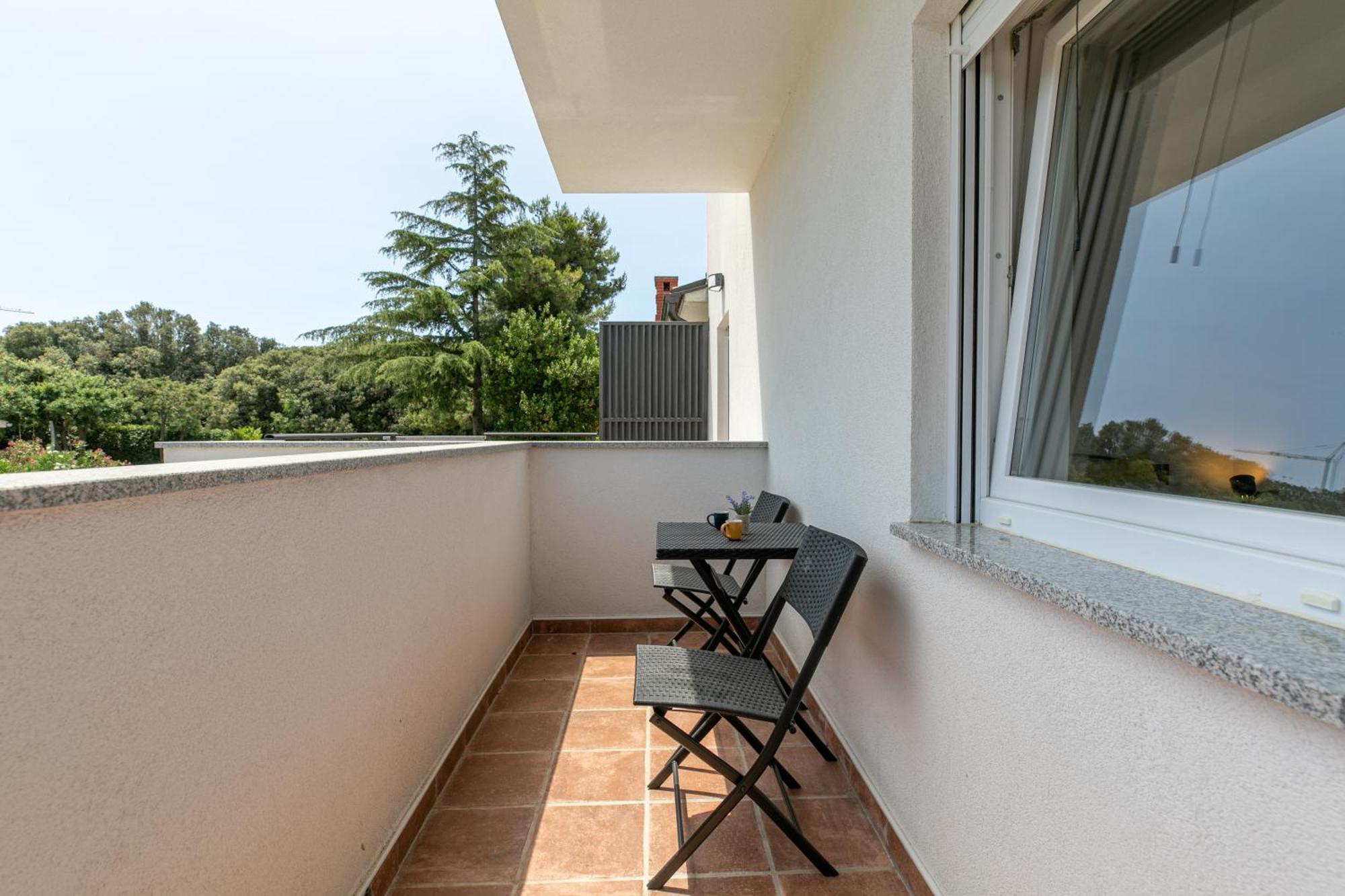 Apartments Korana พูลา ภายนอก รูปภาพ