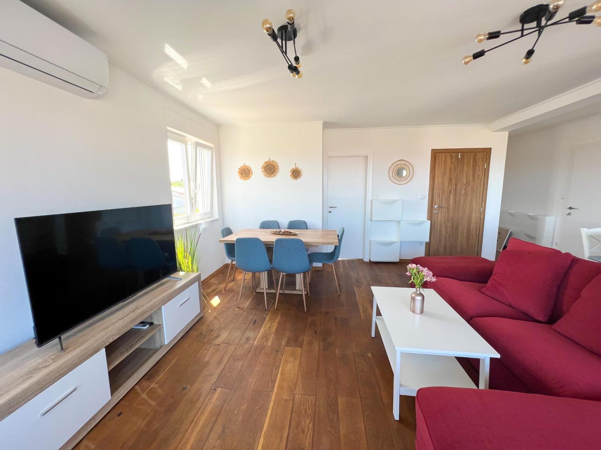 Apartments Korana พูลา ภายนอก รูปภาพ